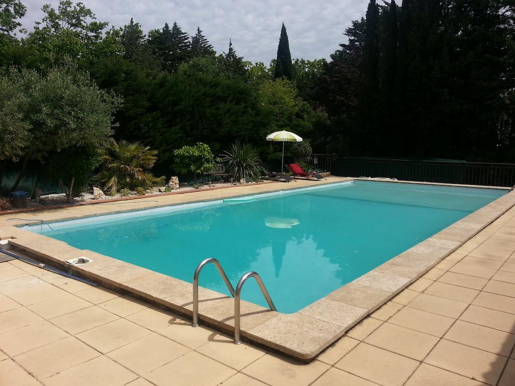 Bed and Breakfast La Combe Joseph Remoulins Exterior foto