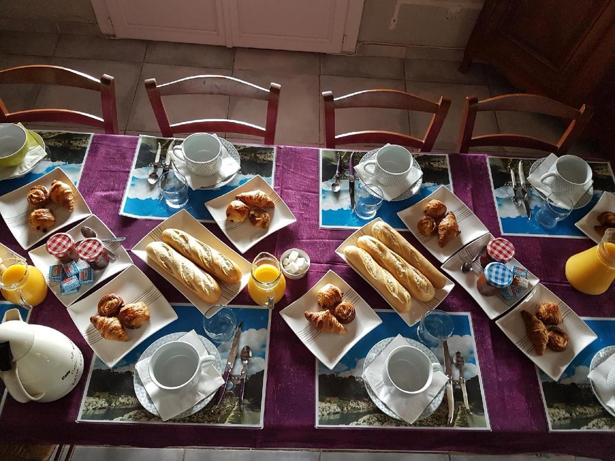 Bed and Breakfast La Combe Joseph Remoulins Exterior foto