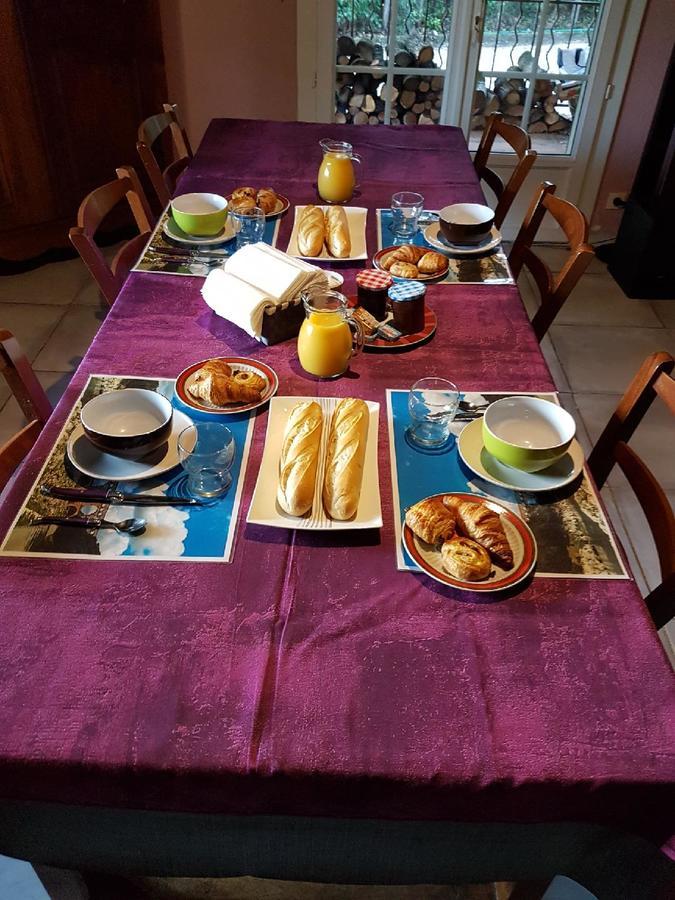 Bed and Breakfast La Combe Joseph Remoulins Exterior foto