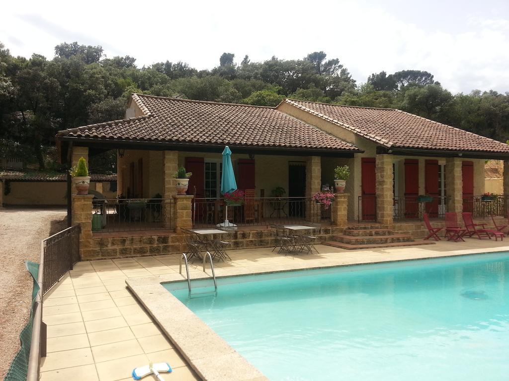 Bed and Breakfast La Combe Joseph Remoulins Exterior foto